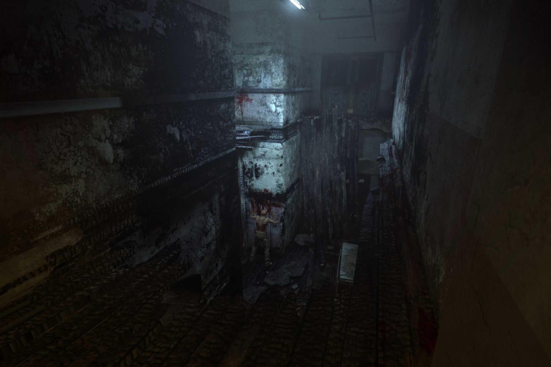 Outlast dilapidated hallway