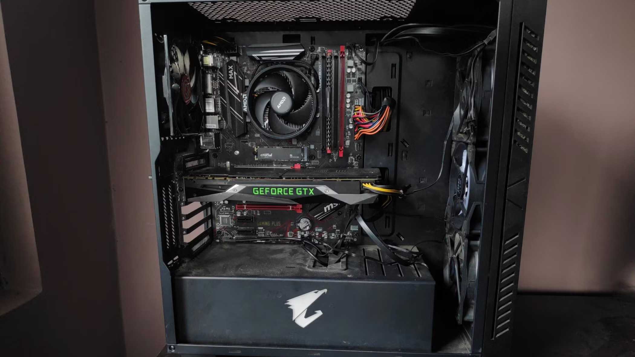 dusty pc