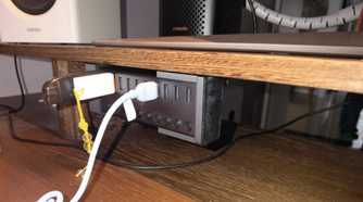 Green Union USB hub hanging mounting bracket by Tension_Chou