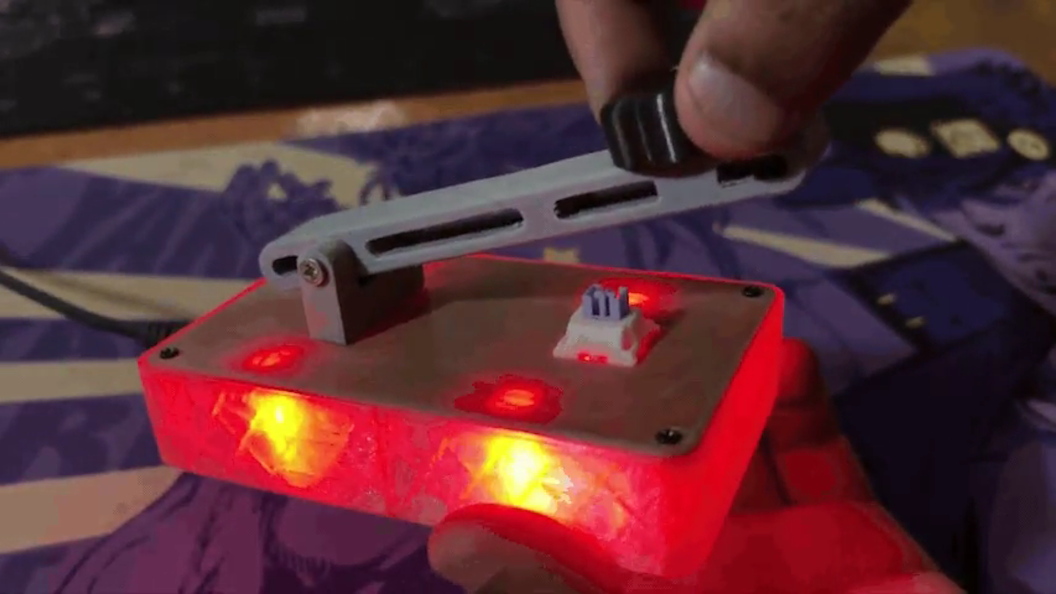 This awesome Raspberry Pi Morse Master DIY project lets you