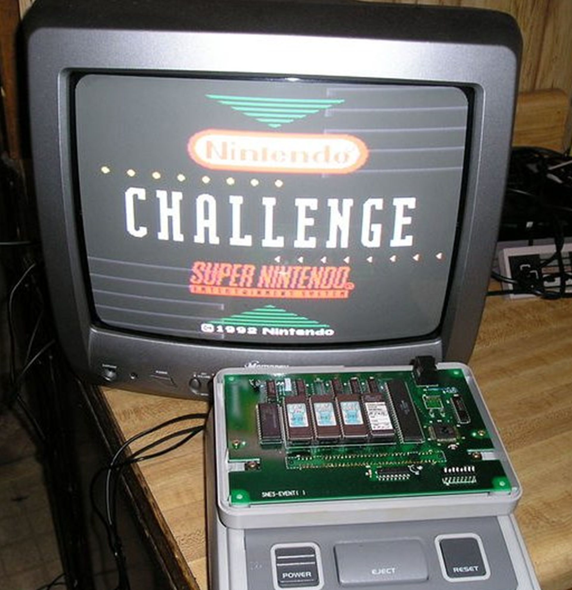A picture of the cartridge for the Nintendo Campus Challenge 1992 event running.