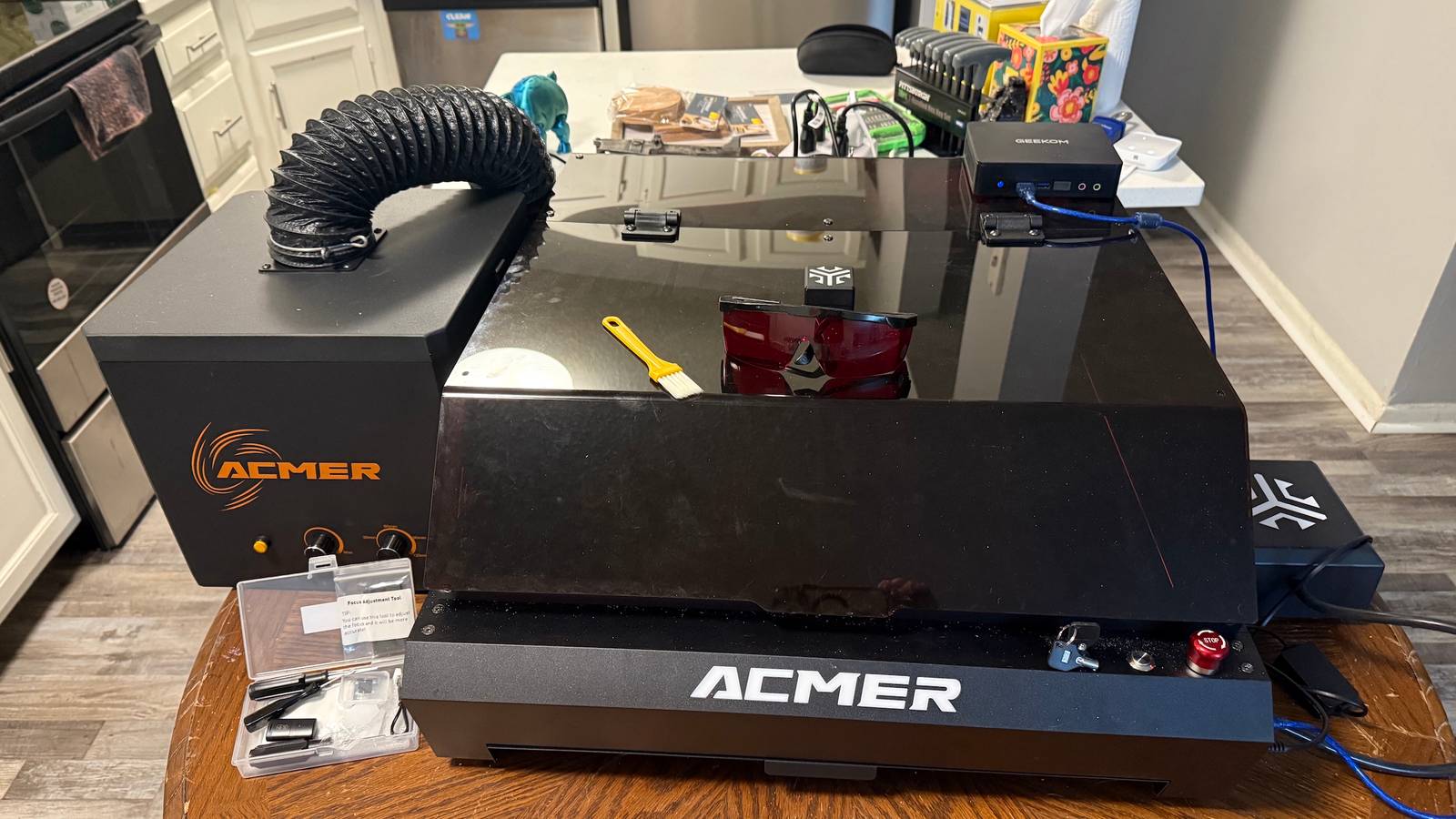 Acmer I'm a big fan of the Acmer P3 2-in-1 and its versatility