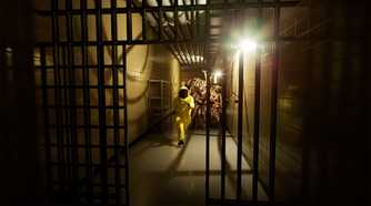 A screenshot from Backrooms: Escape Together.