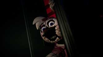 A broken Glamrock Chica in Five Nights at Freddy's.