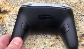switch2 pro controller showing the GR and GL buttons