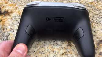 switch2 pro controller showing the GR and GL buttons