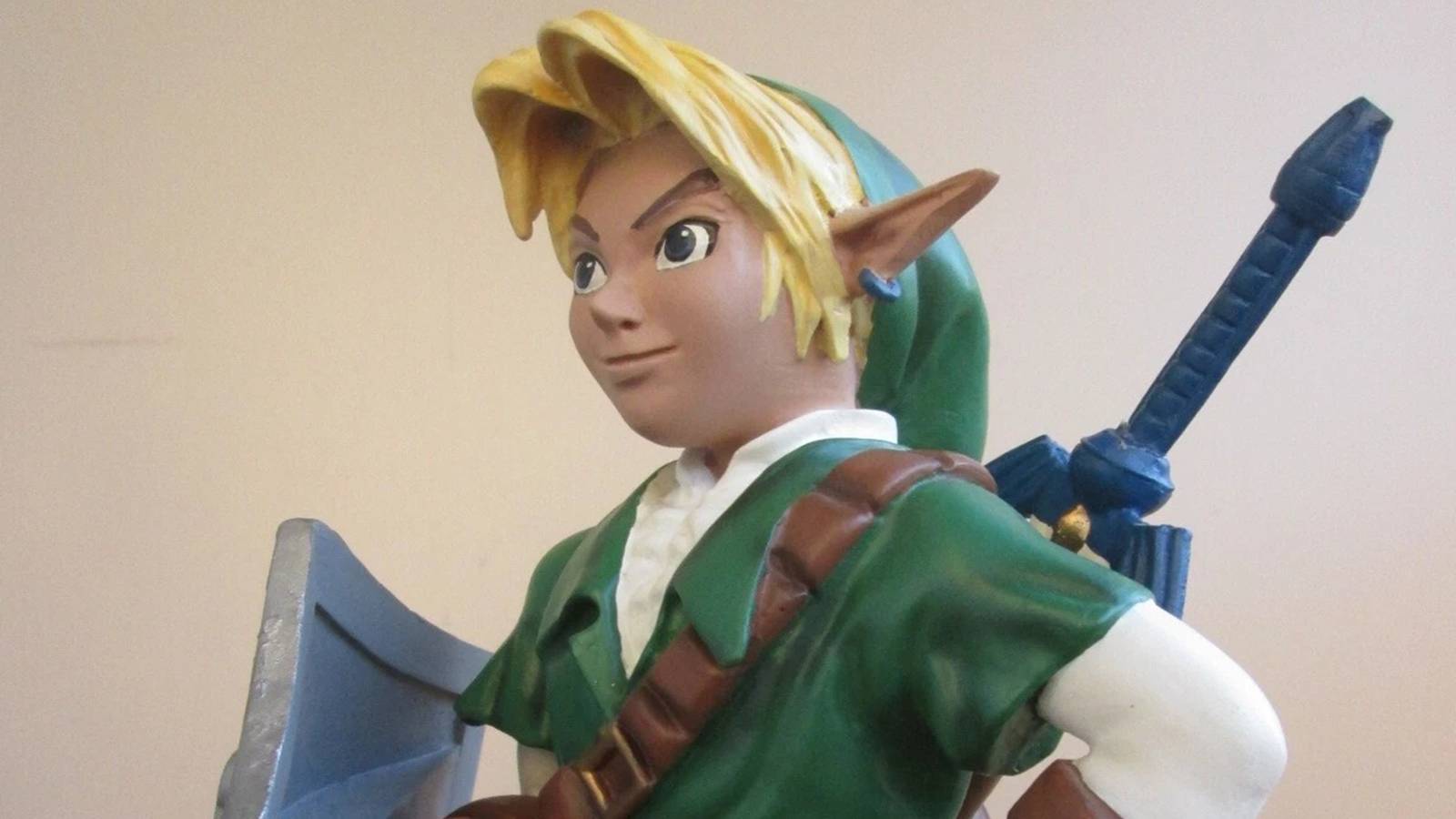 A close shot of the E3 1997 Link statue from The Legend of Zelda: Ocarina of time