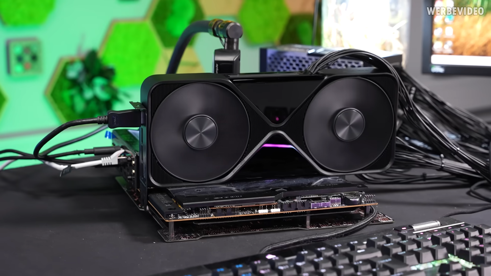 Screw the RTX 5090 - This $10,000 Card Is the New King of Gaming Screenshots 5-26