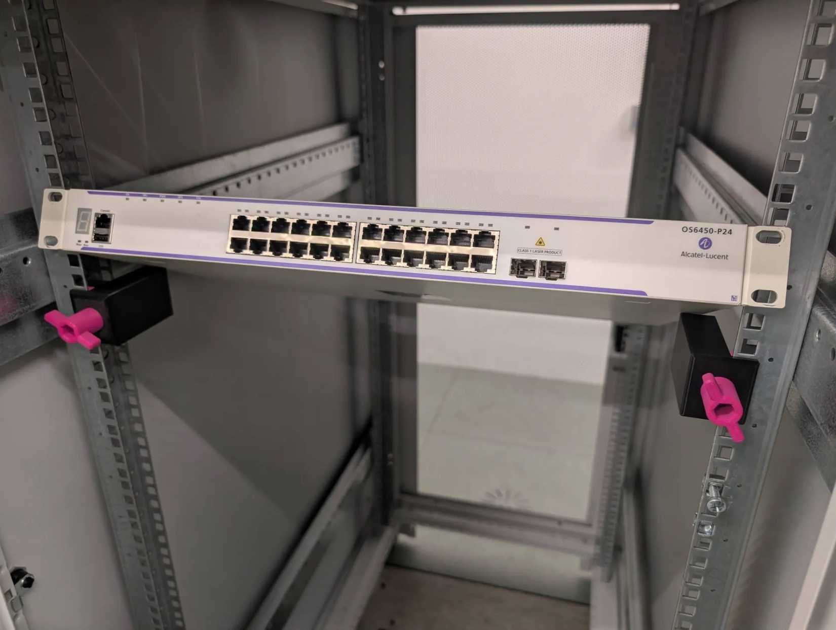 3D-printed server rack mounts cost me $2 in filament and replaced $40 ...