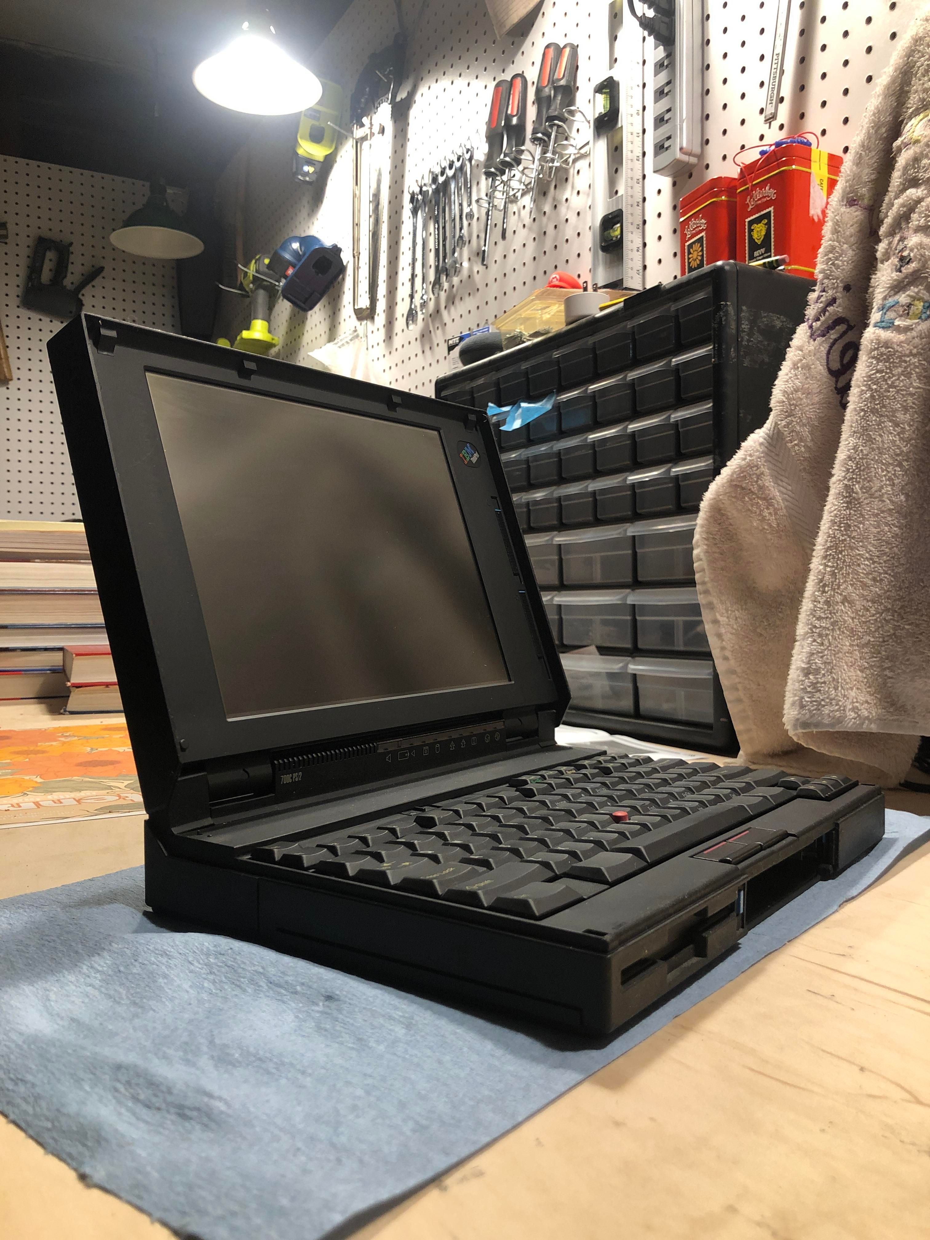 Meet the Reddit community reviving ancient Lenovo ThinkPads