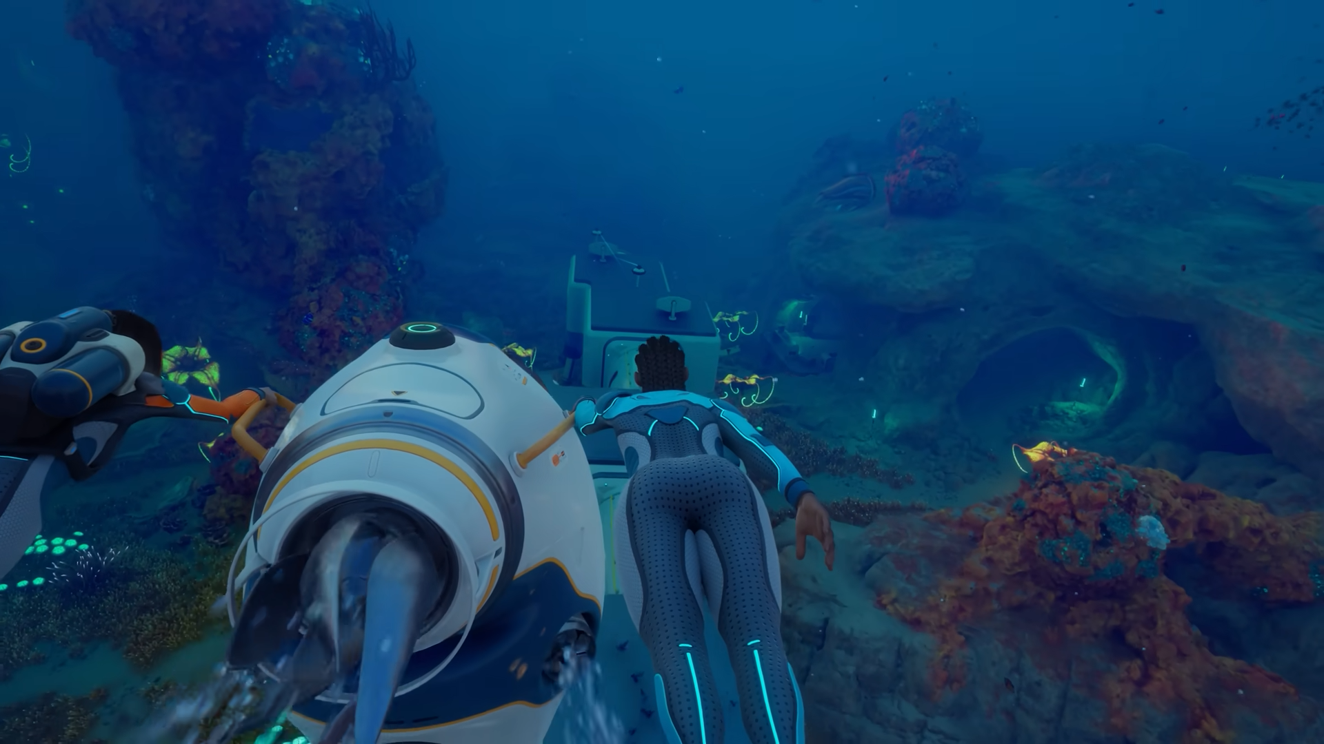 Co-op submersible in Subnautica 2