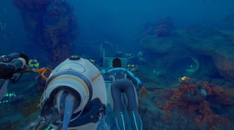 Co-op submersible in Subnautica 2