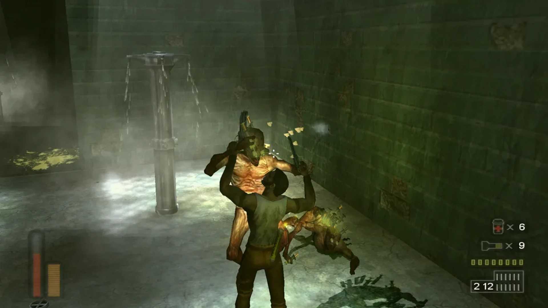 A screenshot of Torque being attacks by an enemy in The Suffering