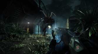 A CEPH stalker at nighttime in Crysis 3.
