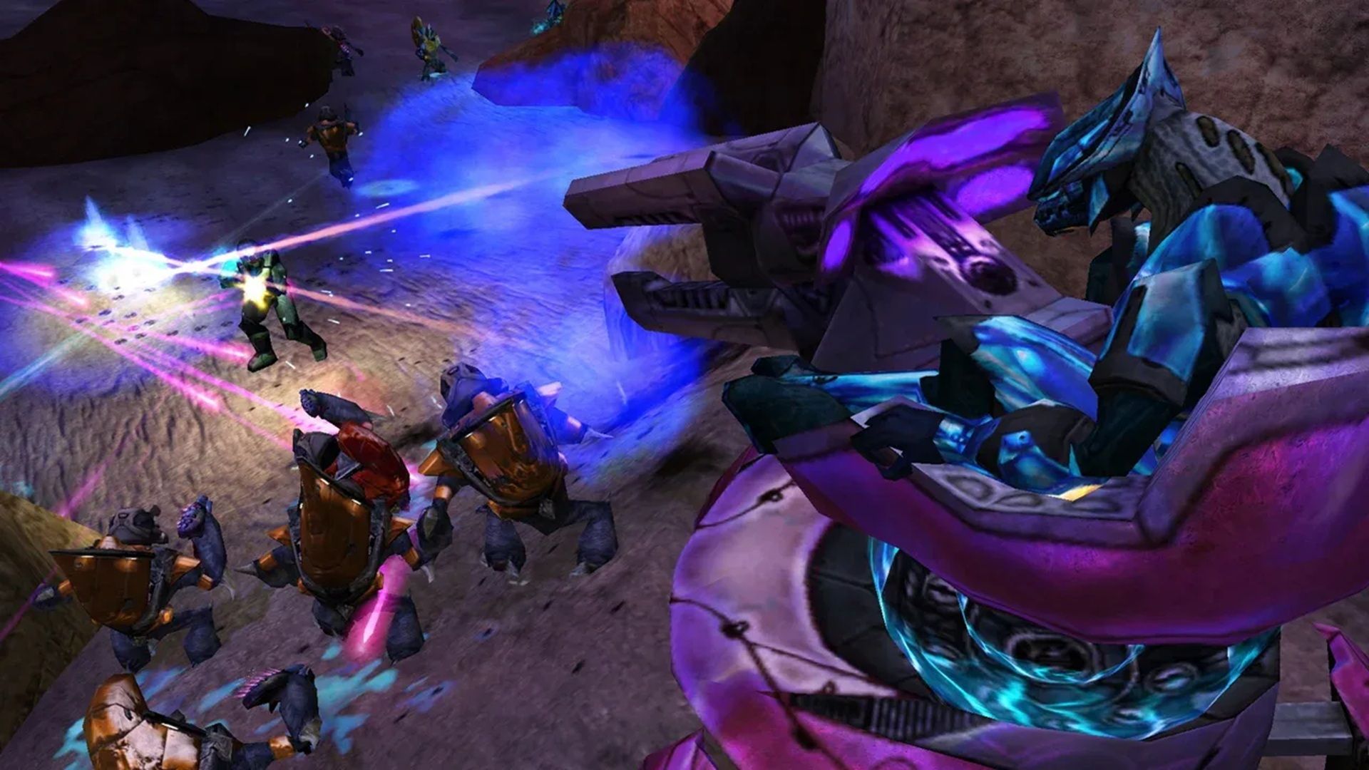 A screenshot of The Covenant attacking Master Chief in Halo: Combat Evolved
