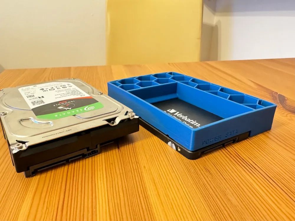 I 3D printed custom parts for my PC for super cheap, and I'll never buy ...