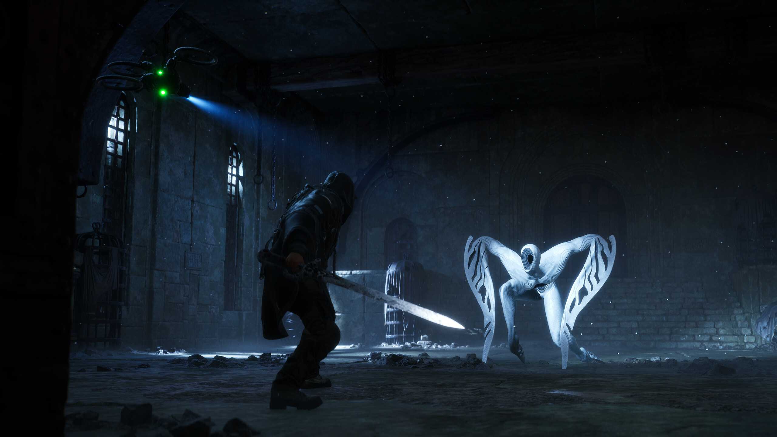 Remi facing a hollow walker in Hell is Us.