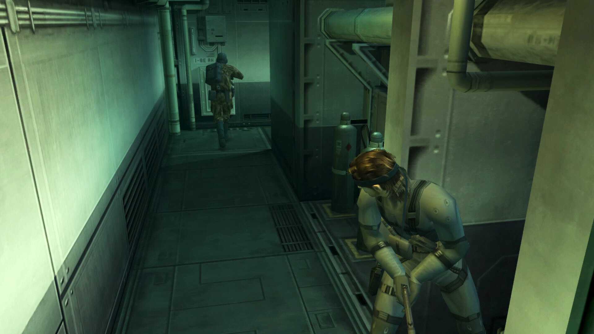 Snake peaking out of cover in Metal Gear Solid 2: Sons of Liberty.
