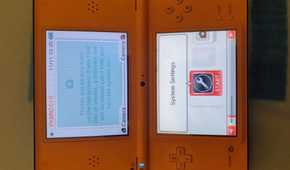 An open Nintendo DSi XL from the 2010 Pokemon World Championships.