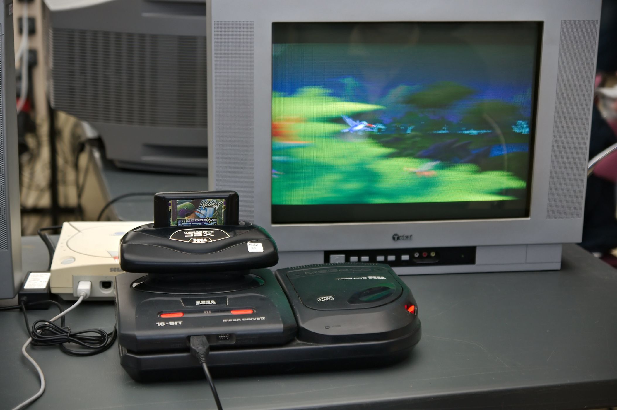 sega-mega-drive-north-america-with-hardware-add-ons