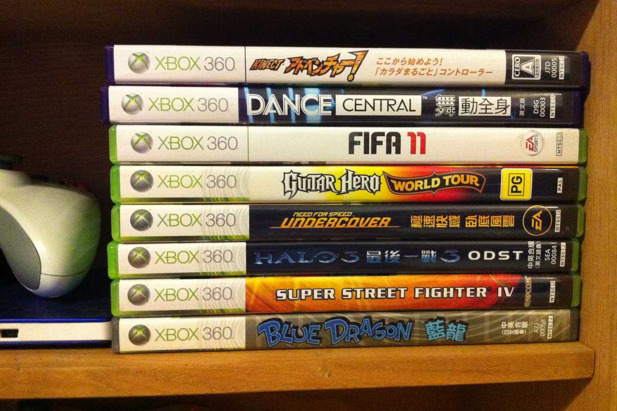 Disc version of Xbox 360 games stacked.