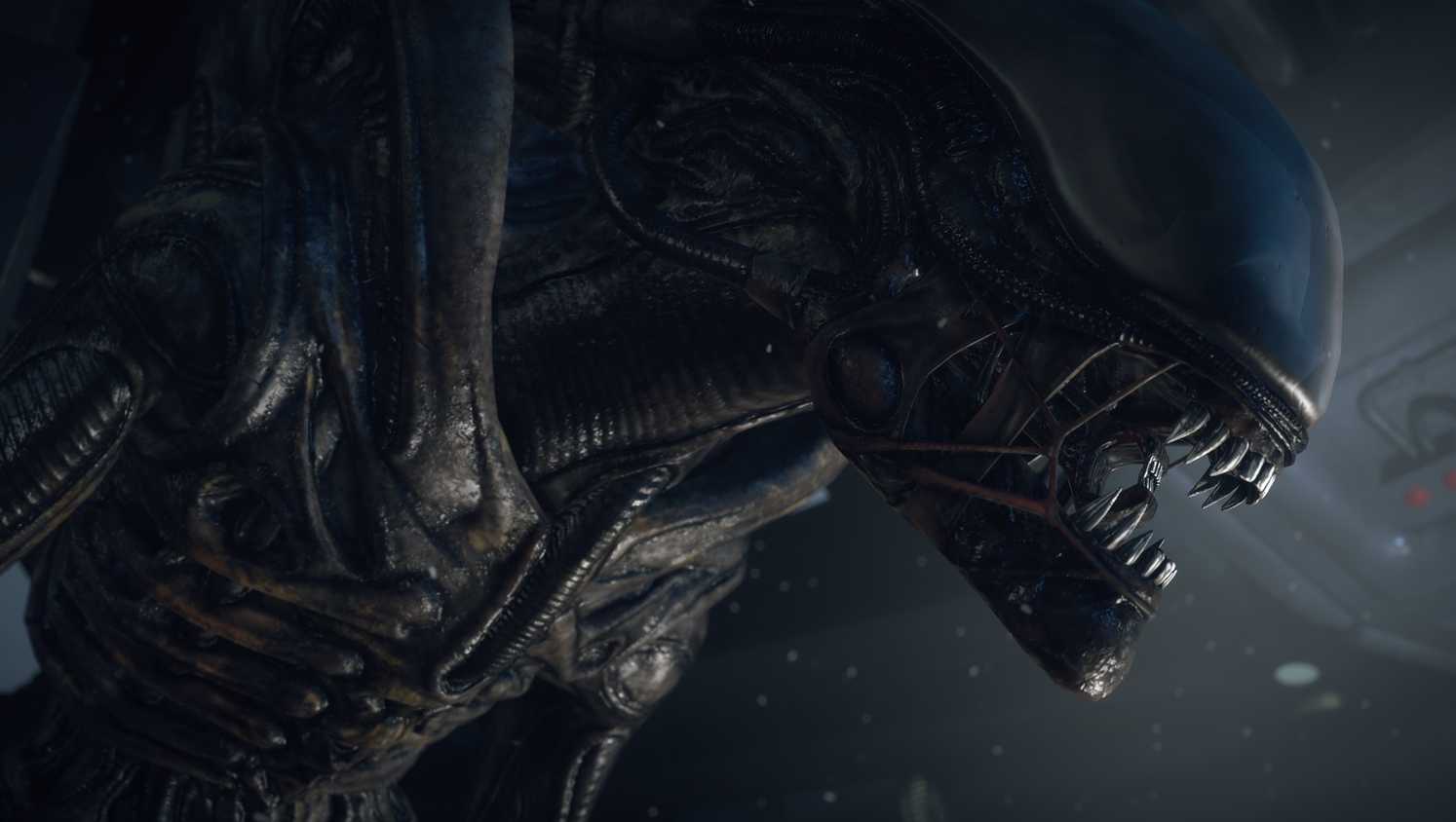 The Xenomorph with its jaw open in Alien: Isolation.