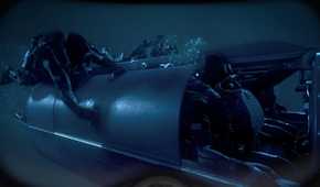 Underwater gameplay from Call of Duty: Modern Warfare 2 (2009).
