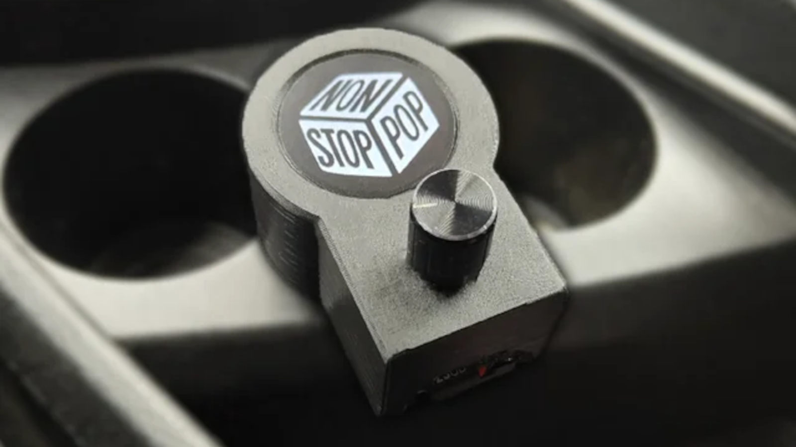 You, too, can recreate the radio player from GTA 5 for your own car with a Raspberry Pi