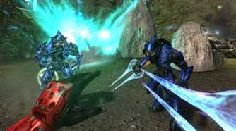 A screenshot of multiplayer in Halo 2