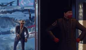 Agent 47 distracting a guard on duty in Hitman: World of Assassination.
