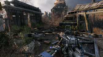 Holding a crossbow in Metro: Exodus.