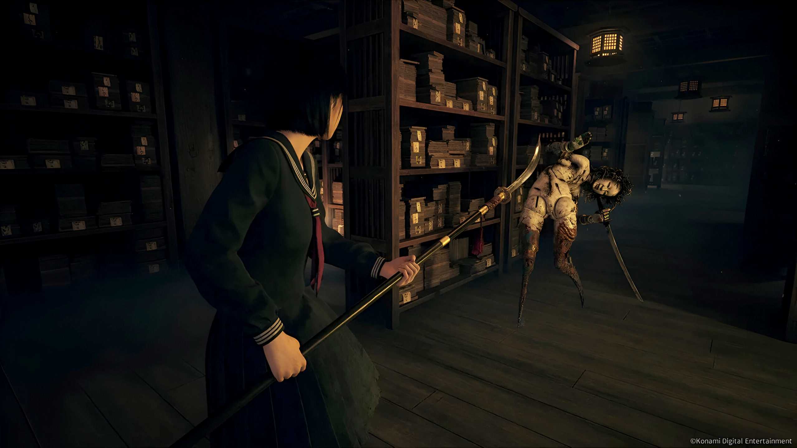 Shimizu fighting a Kashimashi in Silent Hill F.