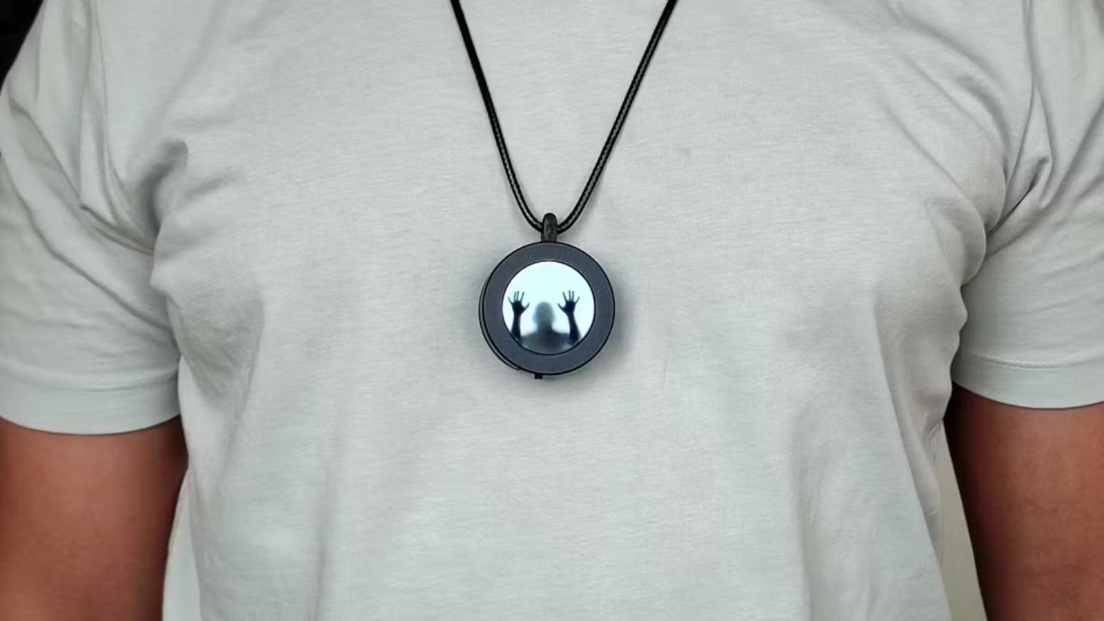 ESP32 Soul Pendant: Halloween Tech Accessory - News Directory 3
