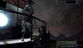 Sam Fisher sneaking up on a guard in Splinter Cell: Chaos Theory.