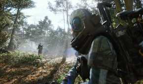 Two raiders crossing paths in Arc Raiders.