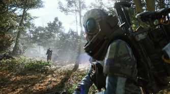 Two raiders crossing paths in Arc Raiders.