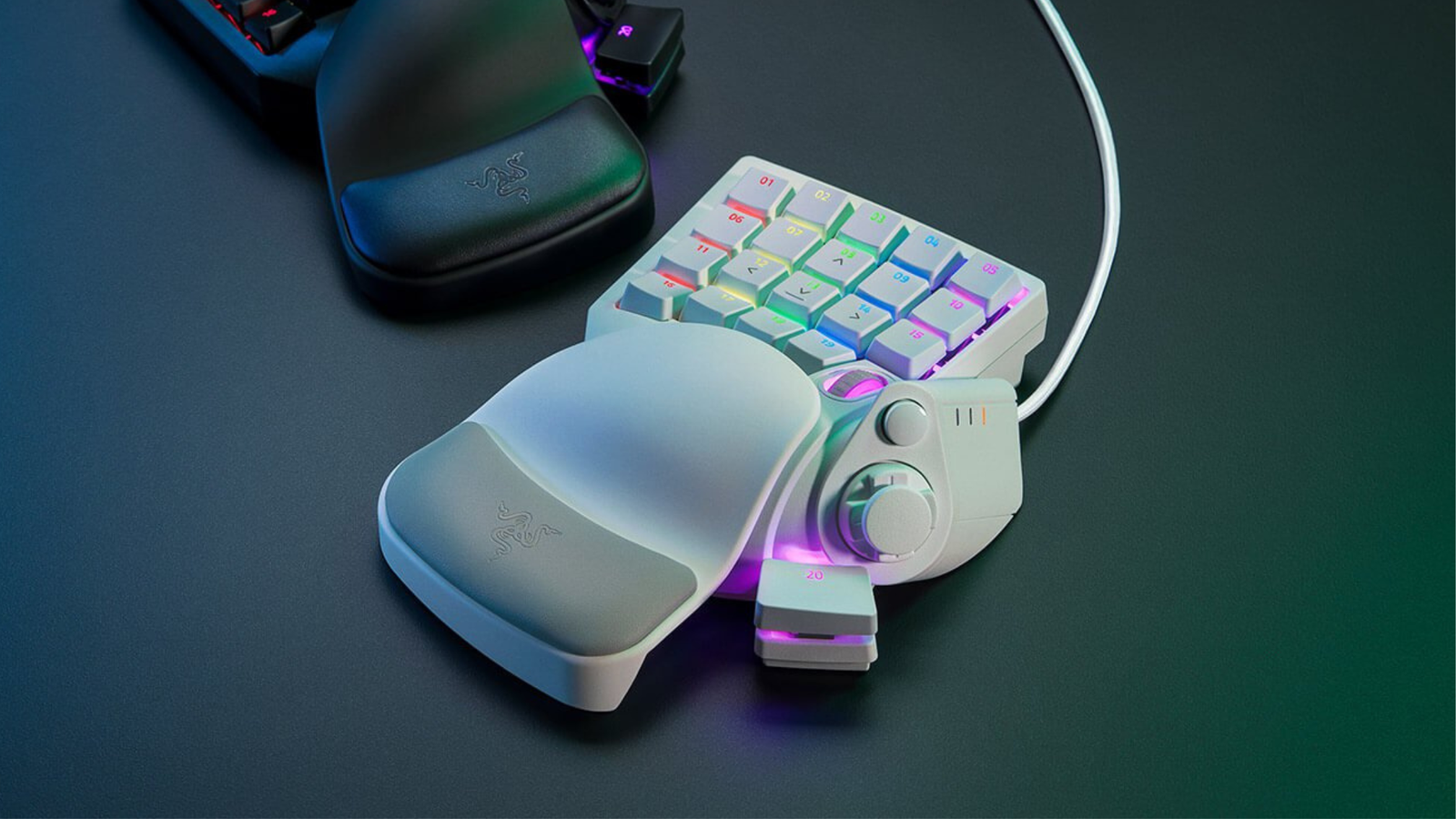 Keyboard Pad Razor This Razer keypad is the perfect addition to take your gaming into ...