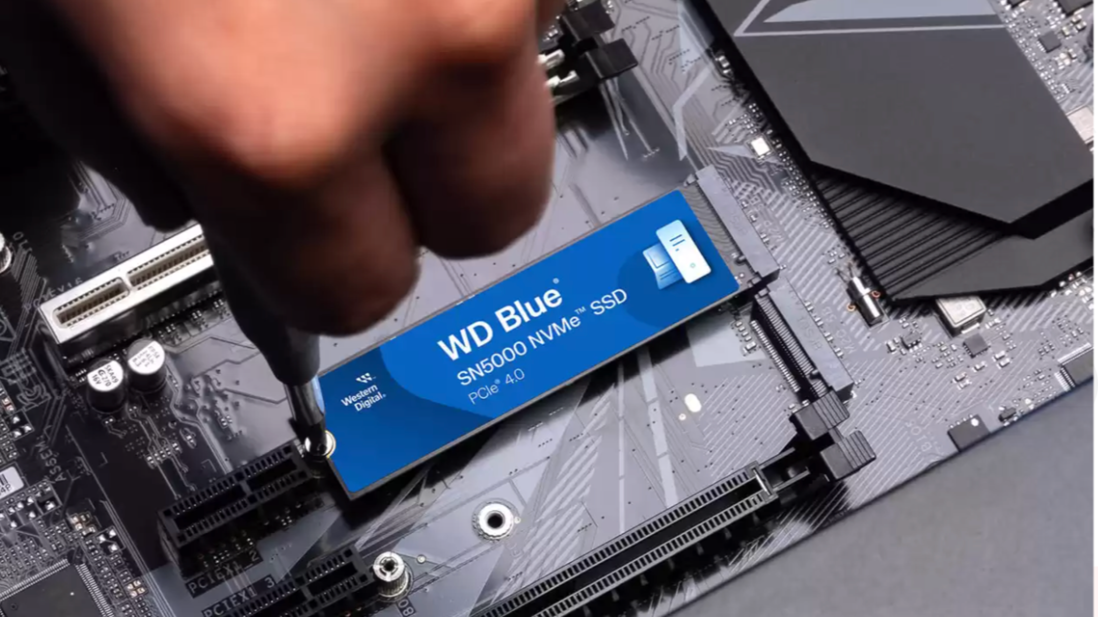 WD SN5000 SSD installed in M.2 slot