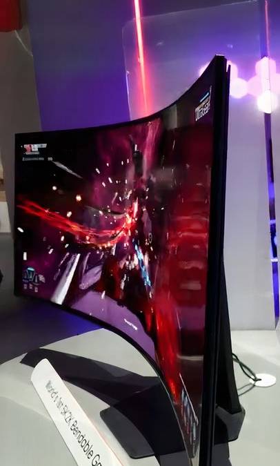 Drop Kick Computer Monitor This 5K gaming monitor can bend from FLAT to CURVED