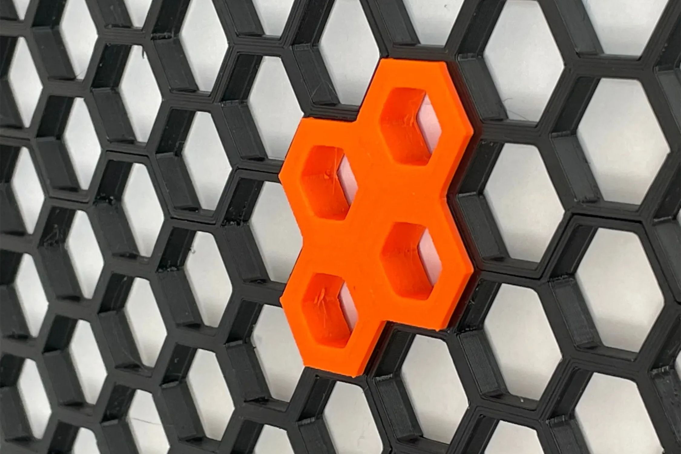 5 3D printed organizers that actually solved my desk chaos