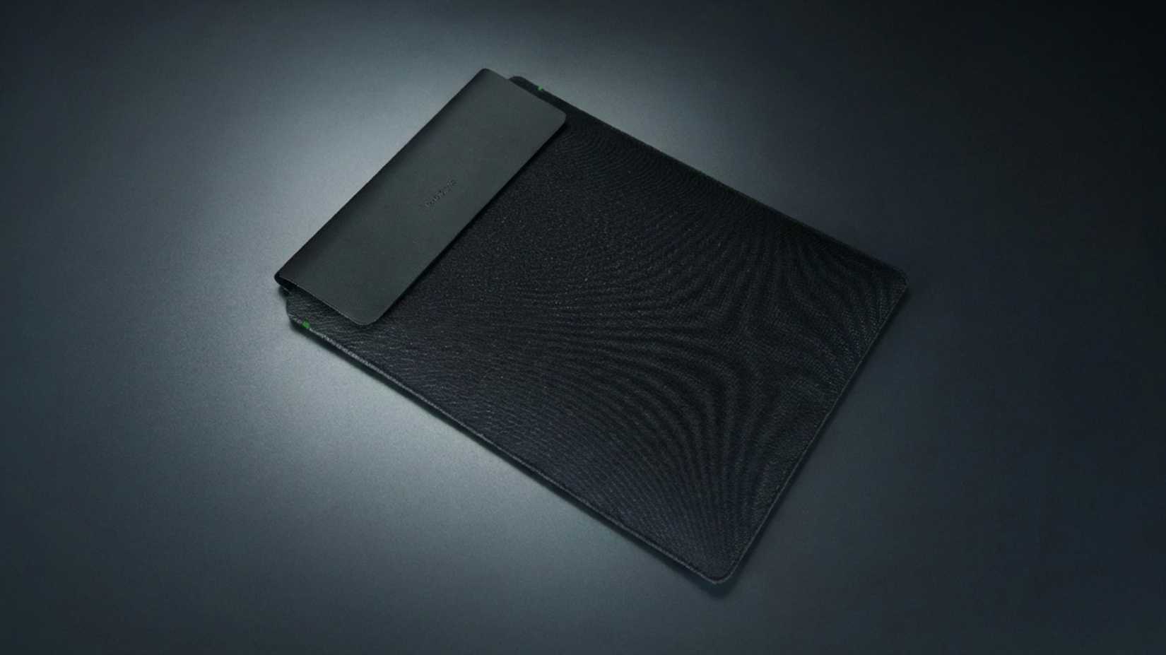 This laptop sleeve doubles as a portable wireless charger