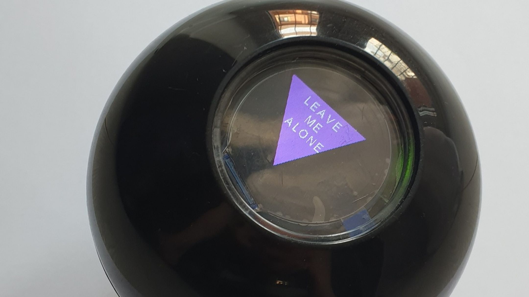Someone turned a broken Magic 8 Ball into a physics-based
