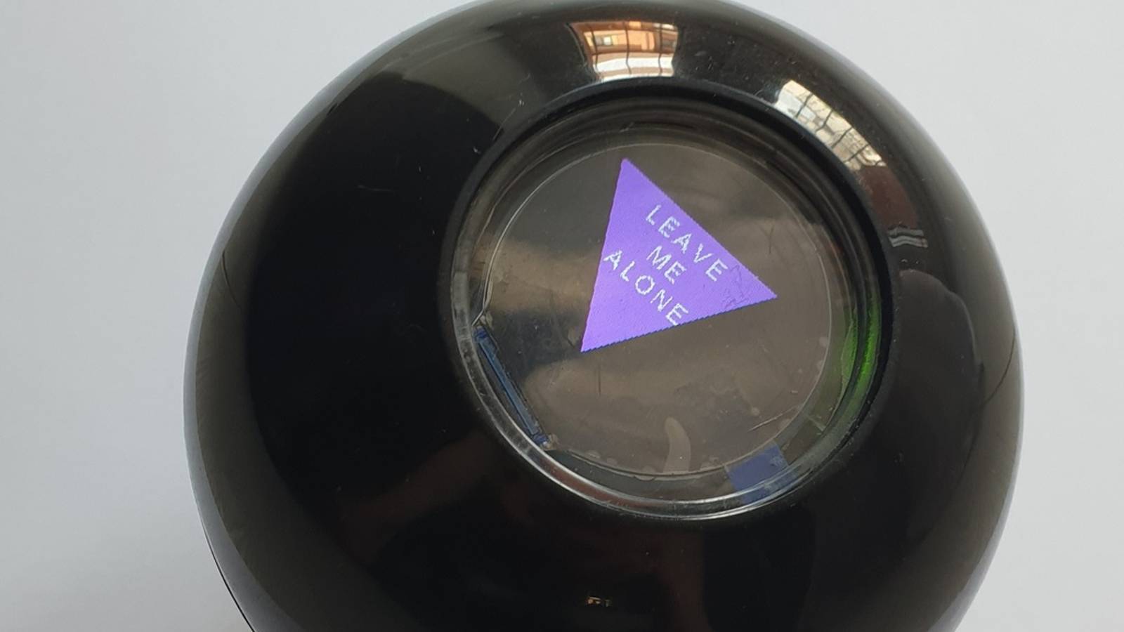Someone turned a broken Magic 8 Ball into a physics-based Raspberry Pi ...