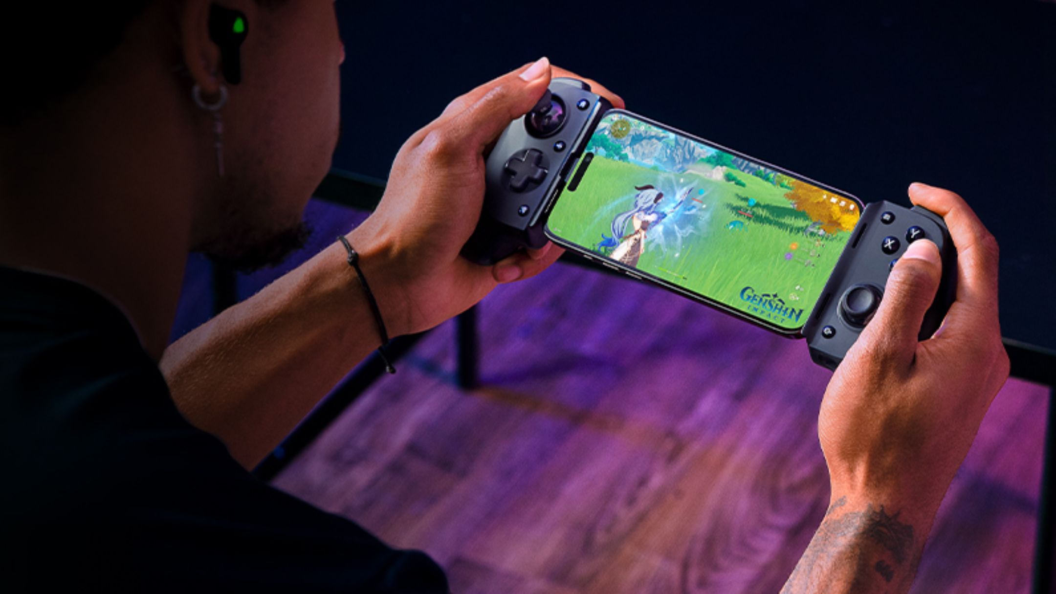 Razer Kishi V3 hits its lowest price ever, and mobile gaming just