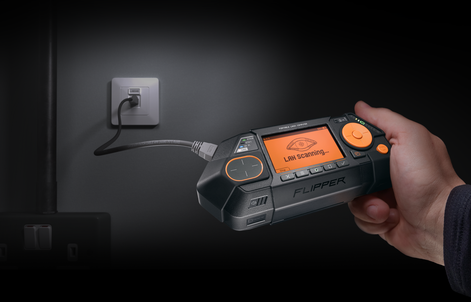 Flipper One viene utilizzato per scansionare una rete LAN.