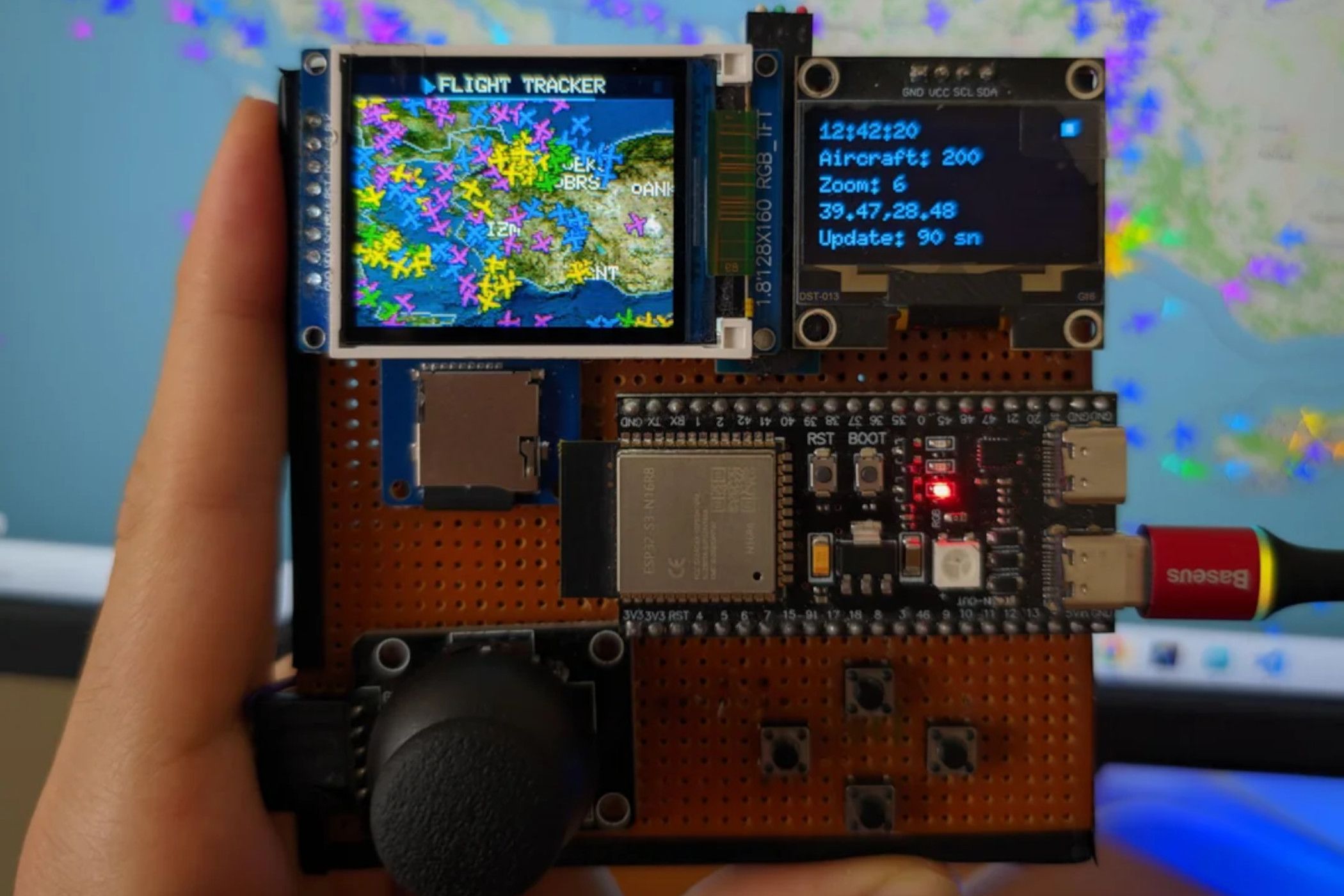 Build an ESP32-S3 flight tracker with dual screens