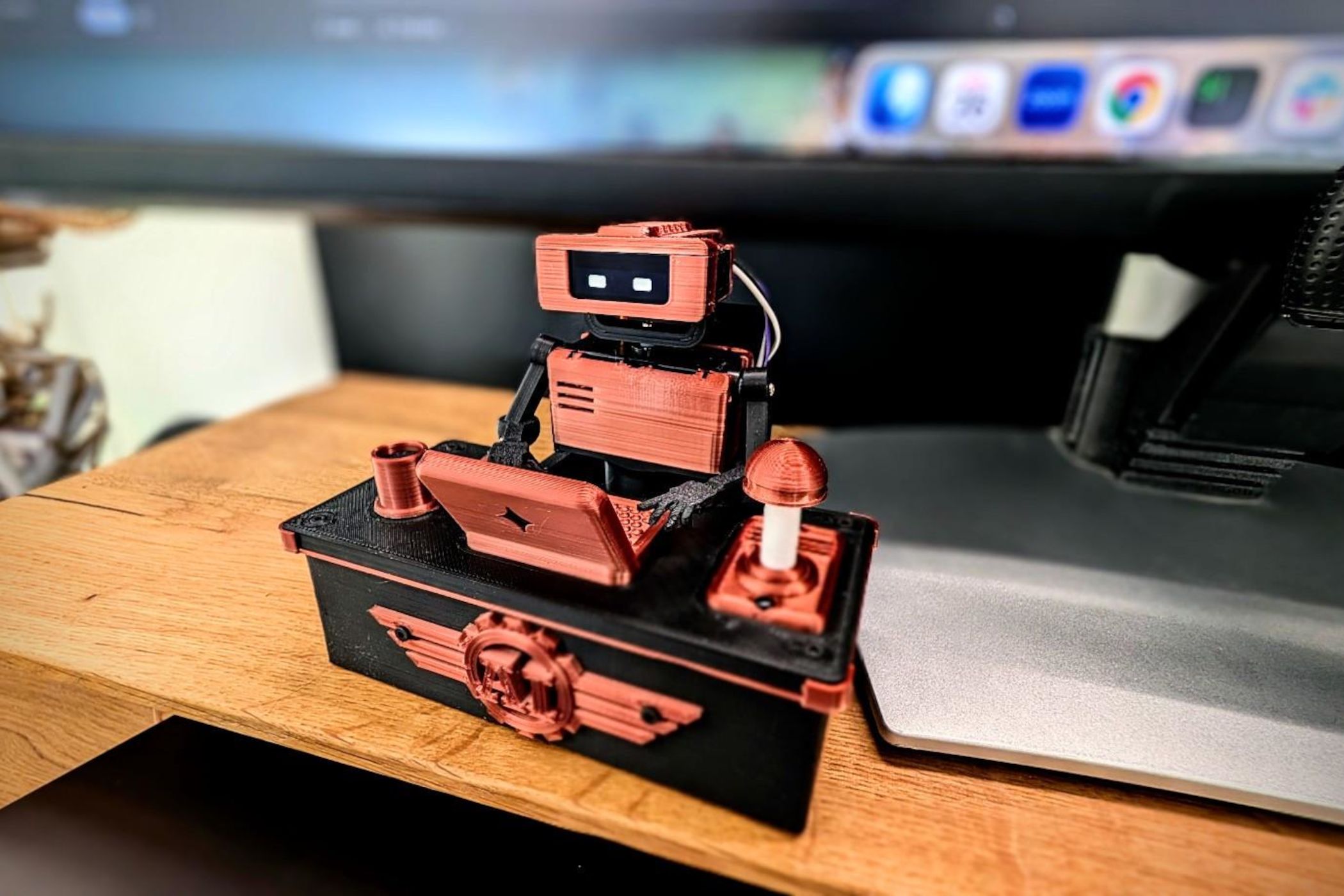 ai-agent-desk-robot-featured