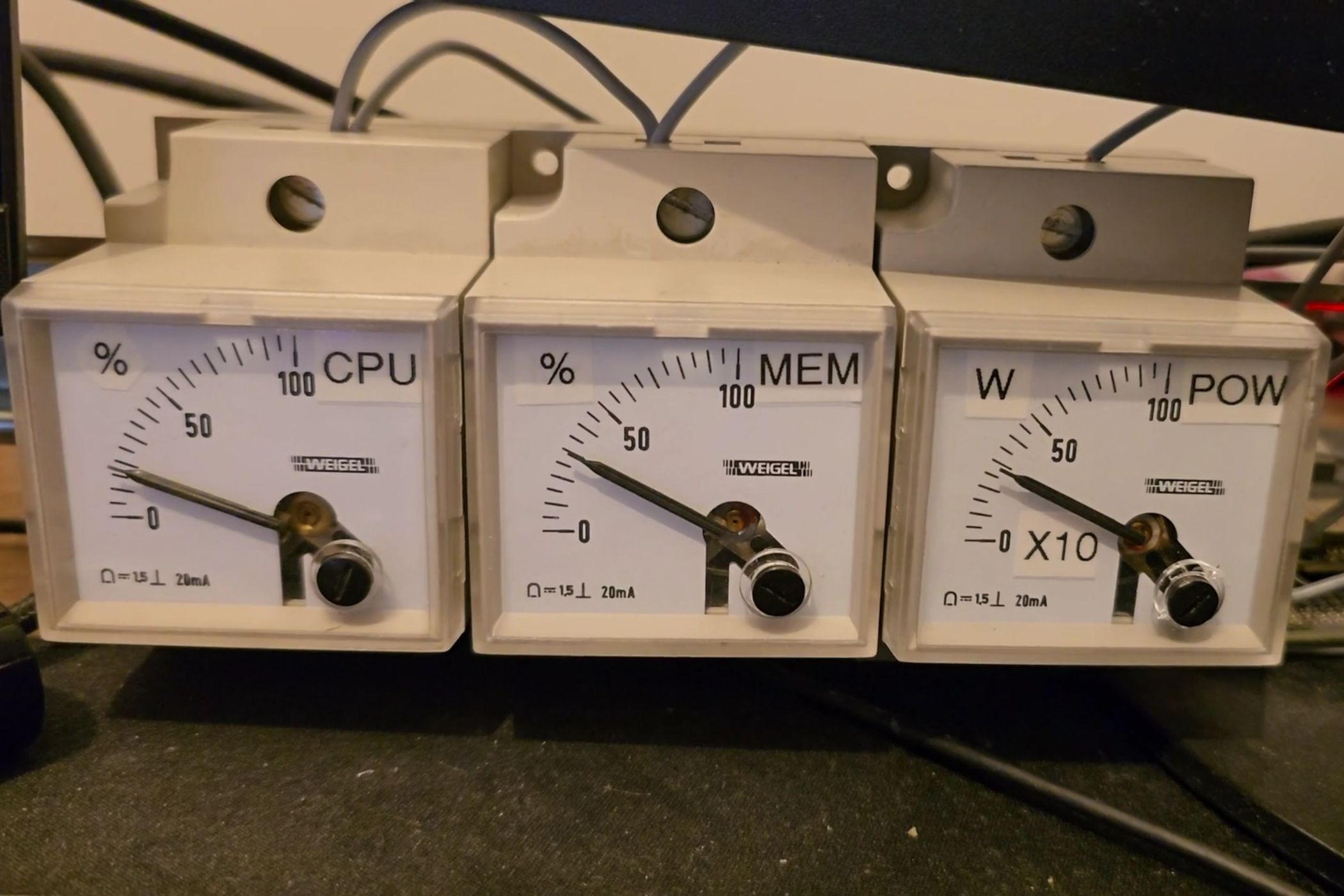 esp32-pc-analog-gauges-featured