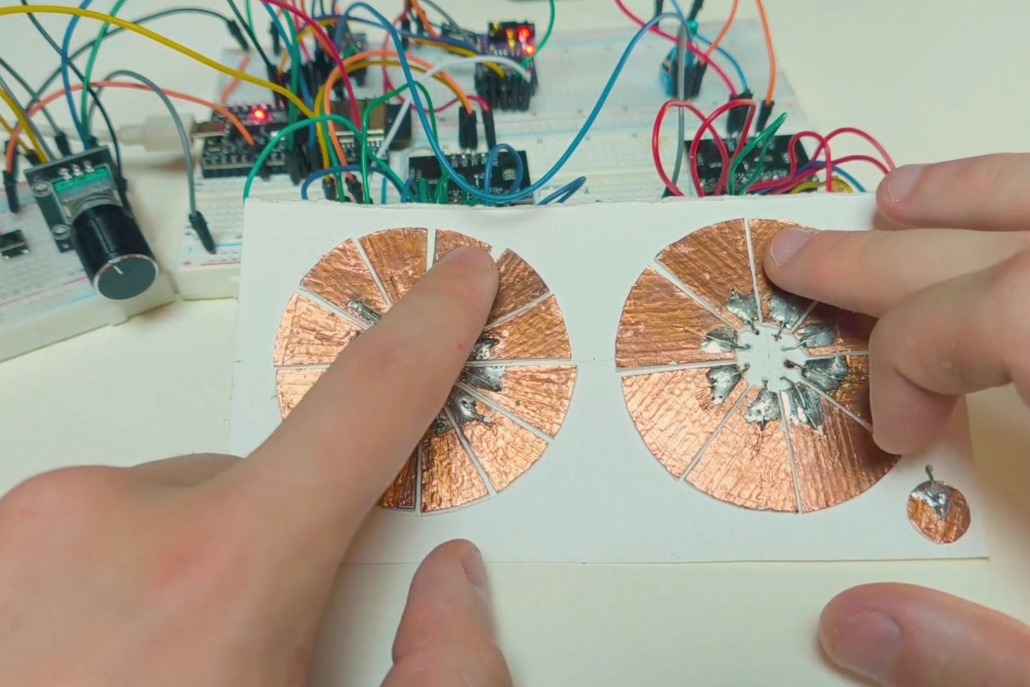 esp32-synthesizer-featured