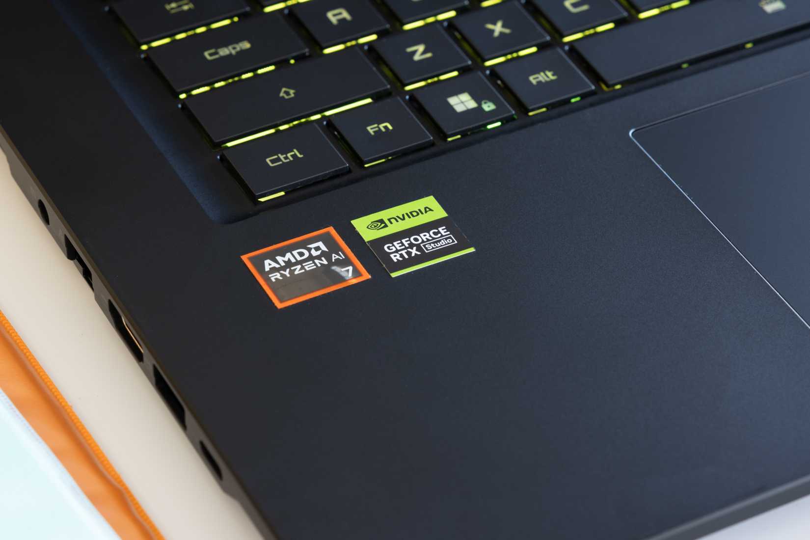 GIGABYTE AREO X16 with AMD Ryzen label and more. looks.